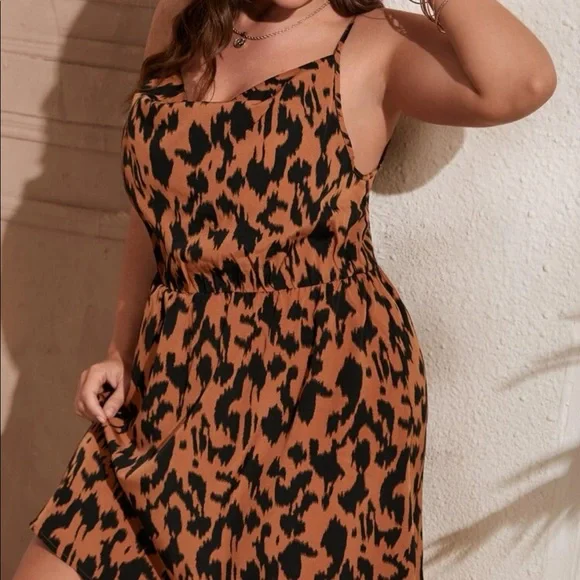 Plus size leopard print cami dress - Picture 8 of 16